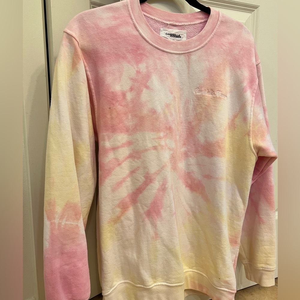 Campbell&Kramer sweatshirt worned by Madison Beer